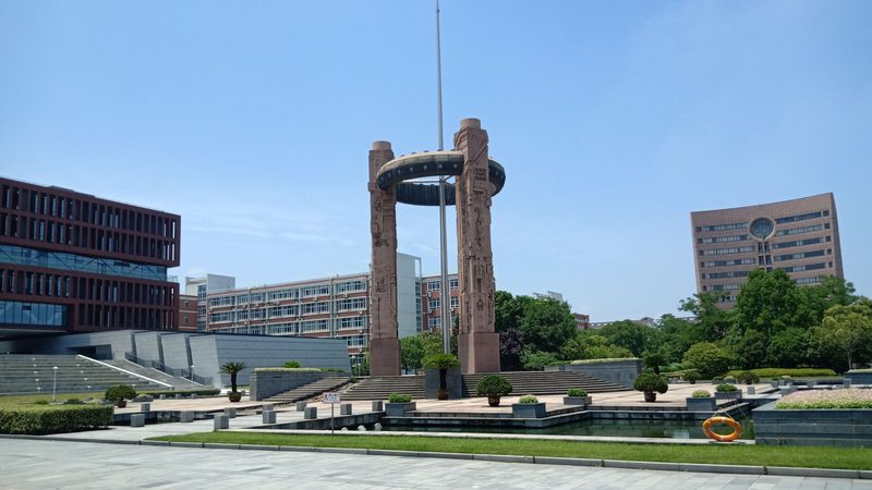 如何确保公司采购电子产品方案的可靠性？**